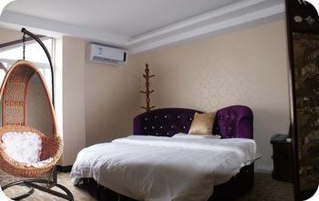 סוג'ואו Cardin Holiday Hotel מראה חיצוני תמונה