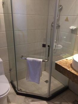 סוג'ואו Cardin Holiday Hotel מראה חיצוני תמונה
